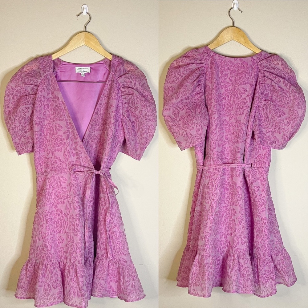 & Other Stories Voluminous Puff Shoulder Violet 80’s Inspired Mini Wrap Dress - Picture 5 of 8